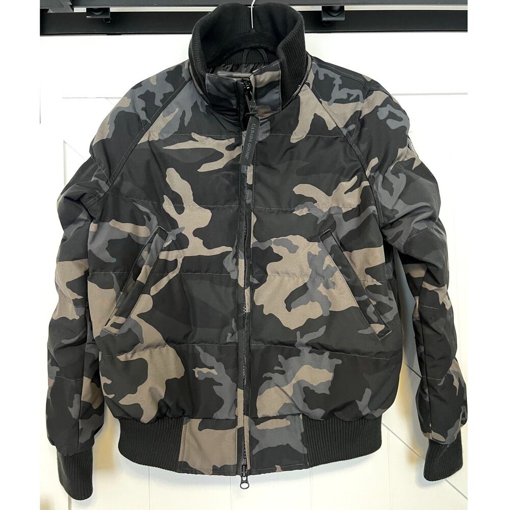 NWOT Canada Goose Black Black Label Camo Down Savona Jacket - L